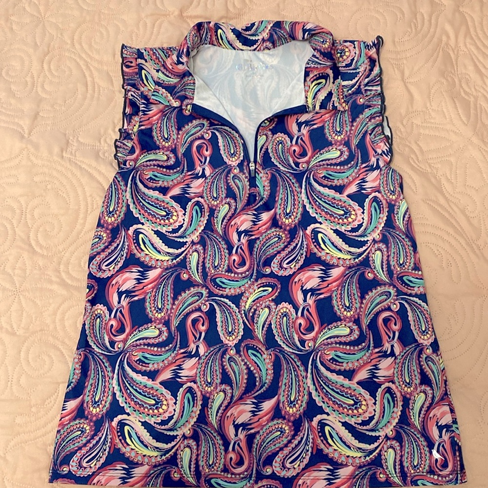 Women’s sleeveless golf top